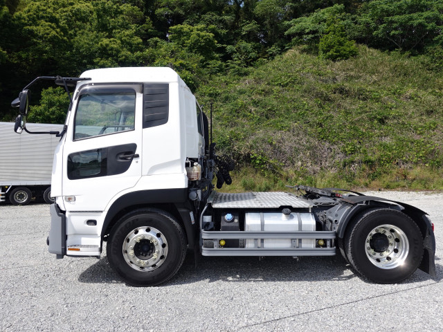 UDトラックス（日産） クオン 大型 トラクタ 2RG-GK5DAB(105309) 12枚目