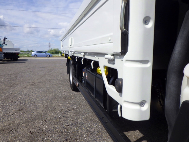 Isuzu elf Small Flat body 2RG-NNR88AR(105313) 30枚目
