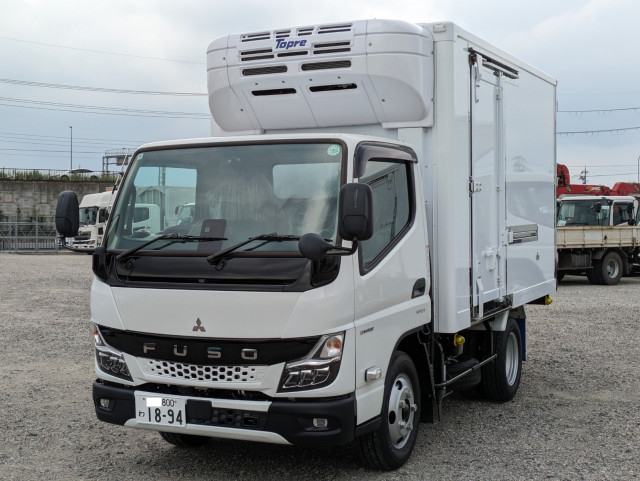 三菱ふそう キャンター 小型 冷蔵冷凍バン 2RG-FBAV0(105317) 1枚目
