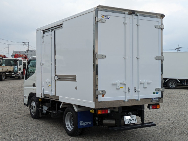 三菱ふそう キャンター 小型 冷蔵冷凍バン 2RG-FBAV0(105317) 7枚目