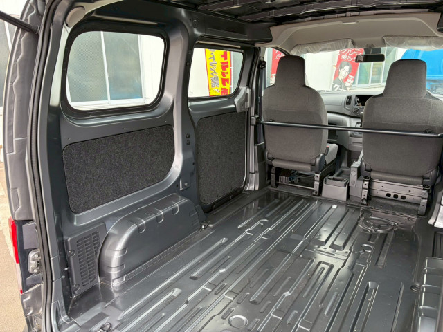 日産自動車 小型 Translation missing: ja.item.body_keijou_enum.body_keijou_light_van 5BF-VM20(105331) 12枚目