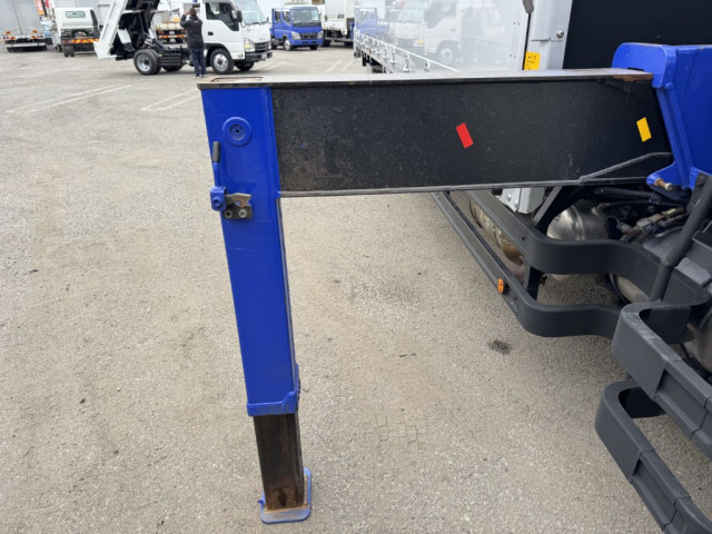 三菱ふそう ファイター 増トン 平ボディ（クレーン付） 2KG-FK65FZ(105334) 15枚目