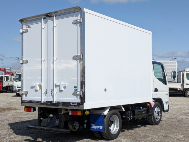 Mitsubishi Fuso canter Small Freezer box_body 2RG-FBAV0(105345) 7枚目