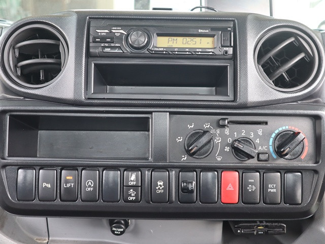 トヨタ ダイナ 小型 平ボディ 2RG-XZC605(105347) 39枚目