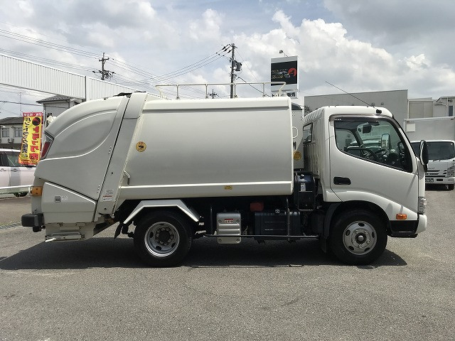 Hino dutro Small Packer compress trucks 2RG-XZU605X(105356) 8枚目