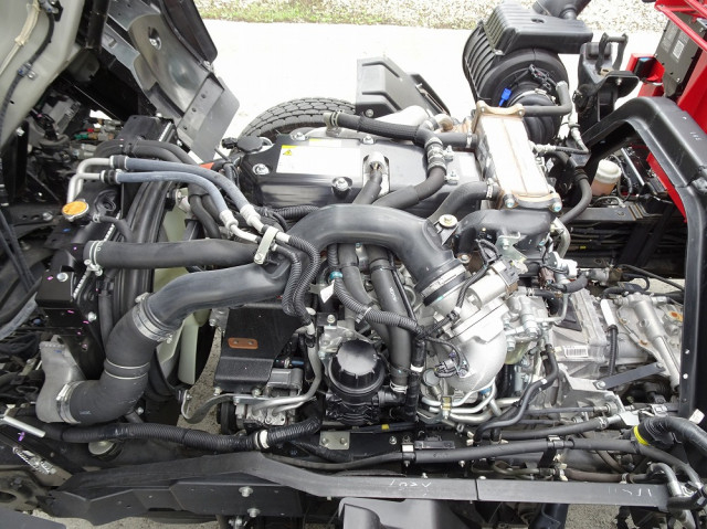UDトラックス（日産） コンドル 中型 平ボディ（クレーン付） 2RG-BRR90S2(105367) 10枚目
