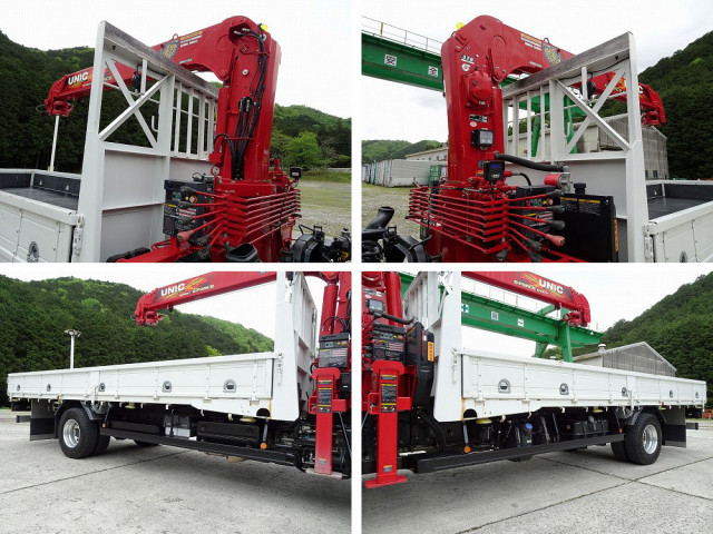 UDトラックス（日産） コンドル 中型 平ボディ（クレーン付） 2RG-BRR90S2(105367) 27枚目