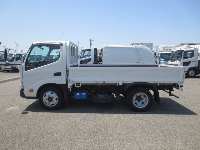 トヨタ ダイナ 小型 平ボディ 2RG-XZC605(105381) 9枚目