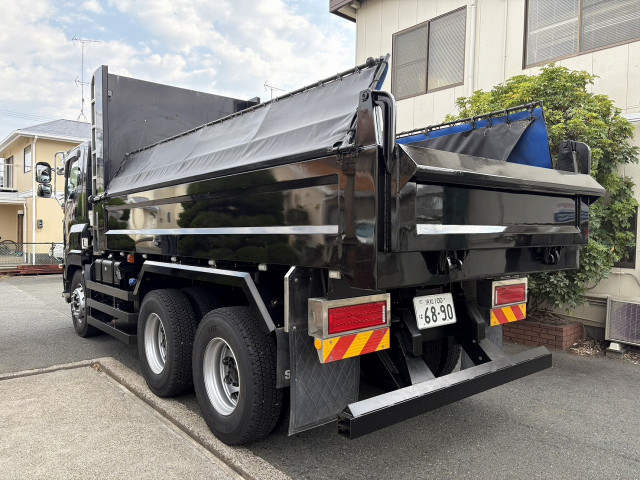 Isuzu giga Large Soil dump 2PG-CXZ77CT(105397) 3枚目