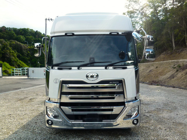 UDトラックス（日産） クオン 大型 平ボディ 2PG-CG5GA(105398) 2枚目
