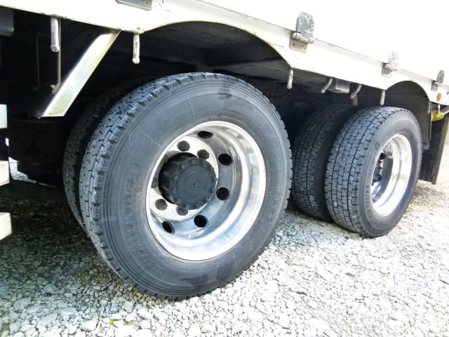 UDトラックス（日産） クオン 大型 平ボディ 2PG-CG5GA(105398) 40枚目