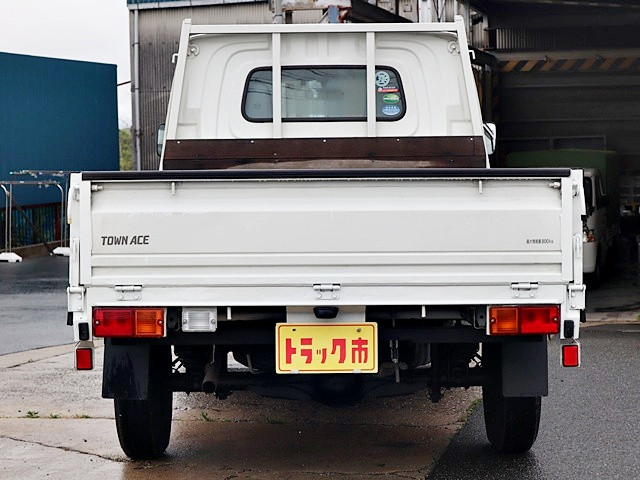 トヨタ タウンエース 小型 平ボディ DBF-S402U(105420) 6枚目