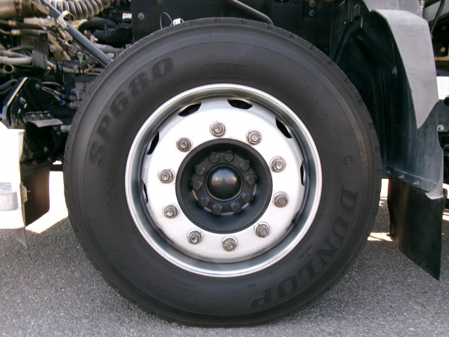 UDトラックス（日産） クオン 大型 冷蔵冷凍バン 2PG-CX5BA(105426) 35枚目