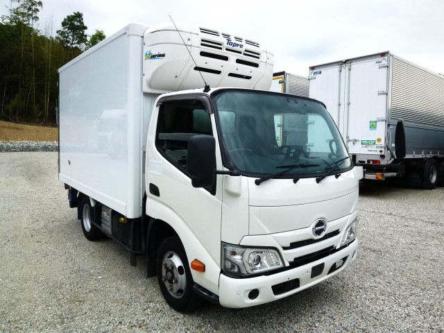 Hino dutro Small Freezer box_body 2RG-XZC605M(105428) 3枚目