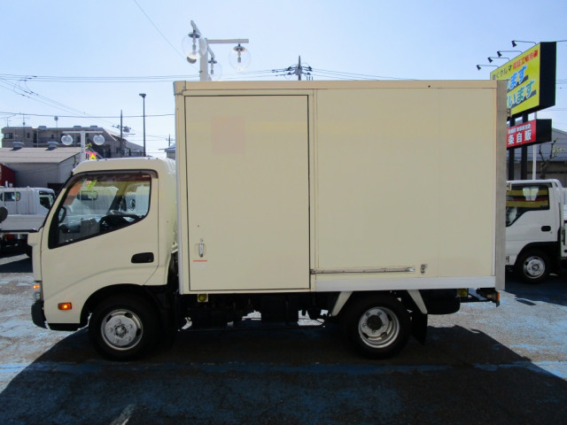 トヨタ ダイナ 小型 バン TPG-XZC605(105465) 11枚目