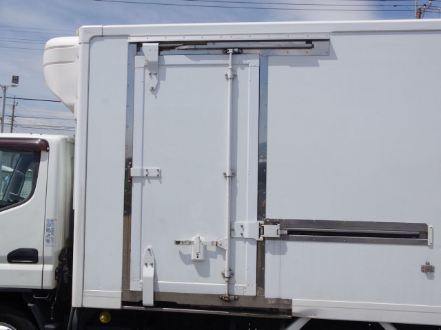 Mitsubishi Fuso canter Small Freezer box_body TPG-FBA50(105471) 11枚目