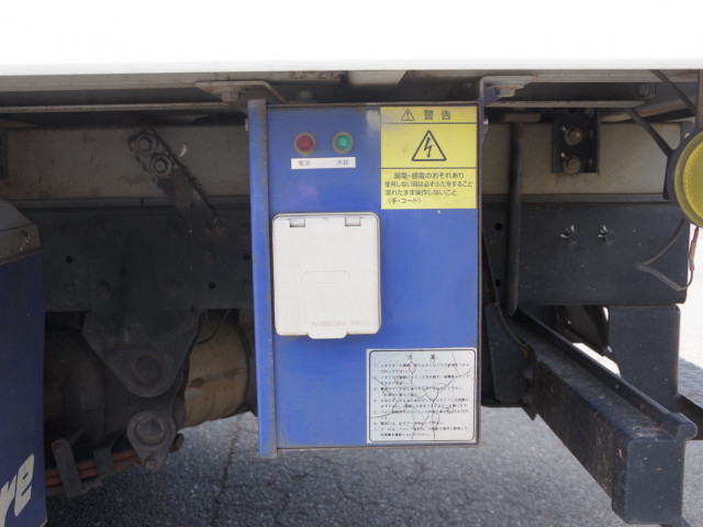 Mitsubishi Fuso canter Small Freezer box_body TPG-FBA50(105471) 16枚目