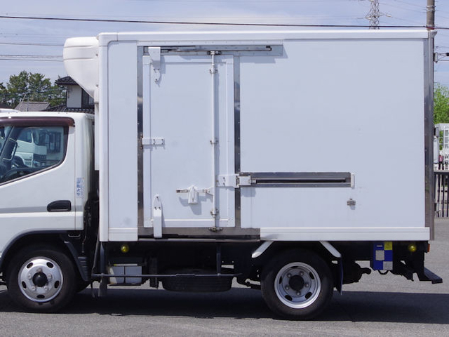 Mitsubishi Fuso canter Small Freezer box_body TPG-FBA50(105471) 21枚目