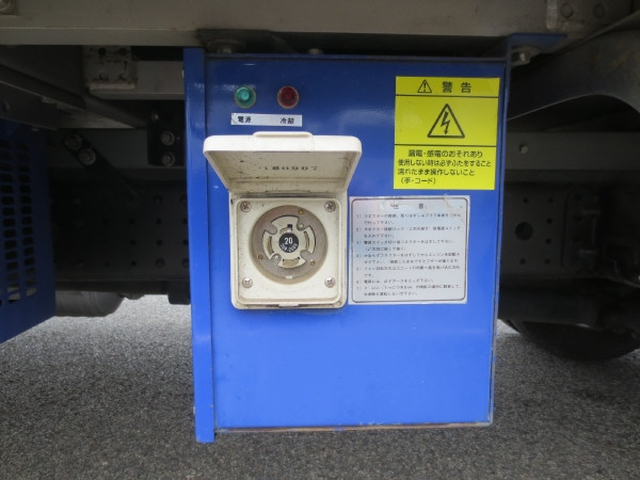 三菱ふそう キャンター 小型 冷蔵冷凍バン TPG-FEB50(105476) 15枚目