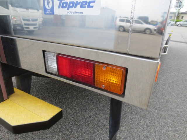 三菱ふそう キャンター 小型 冷蔵冷凍バン TPG-FEB50(105476) 23枚目