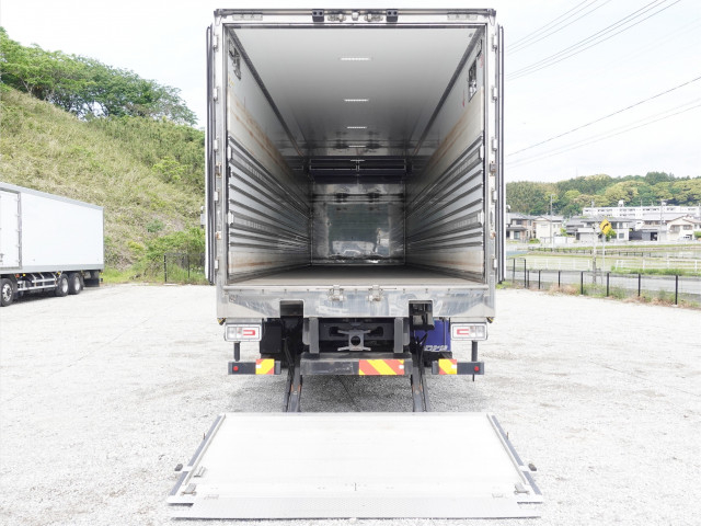 日野 プロフィア 大型 冷蔵冷凍バン 2DG-FR1AHG(105495) 18枚目