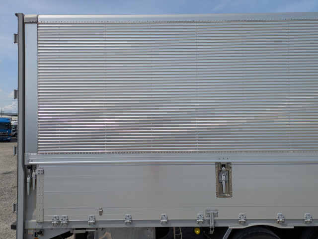 Isuzu giga Large Wing body 2PG-CYJ77C(105532) 29枚目