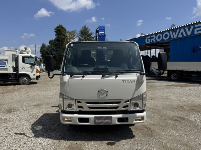 マツダ タイタン 小型 平ボディ（クレーン付） 2RG-LKR88R(105533) 6枚目
