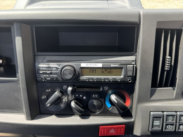 マツダ タイタン 小型 平ボディ（クレーン付） 2RG-LKR88R(105533) 35枚目