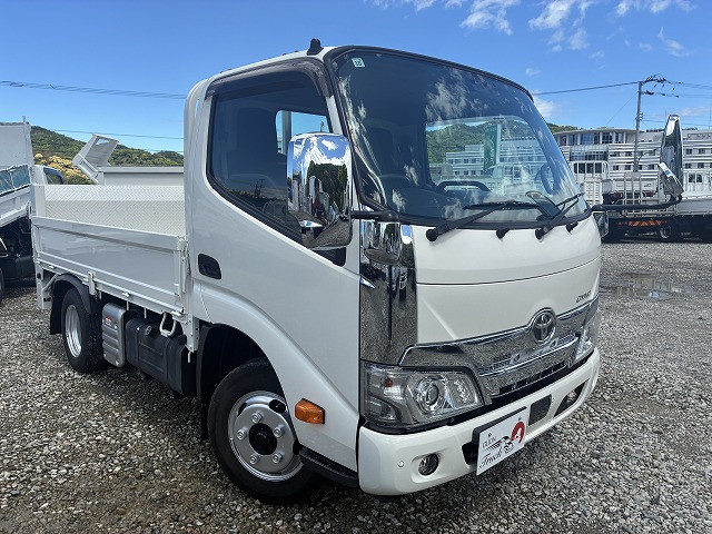 トヨタ ダイナ 小型 平ボディ 2RG-XZC605(105536) 3枚目