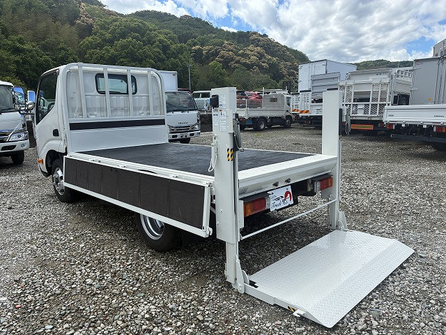 トヨタ ダイナ 小型 平ボディ 2RG-XZC605(105536) 13枚目