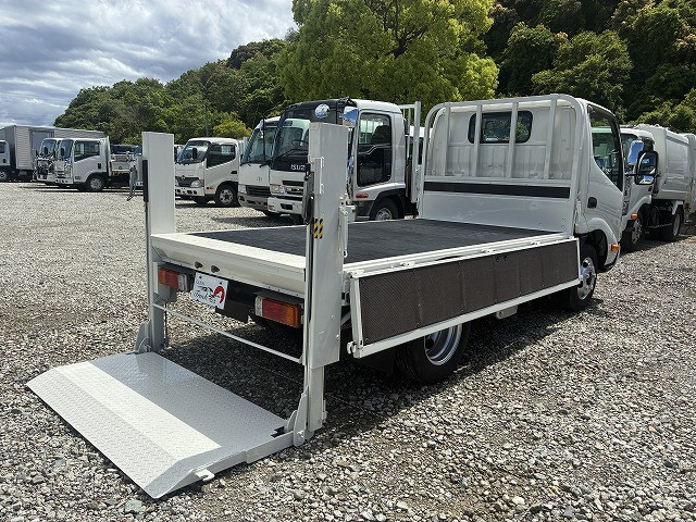 トヨタ ダイナ 小型 平ボディ 2RG-XZC605(105536) 15枚目