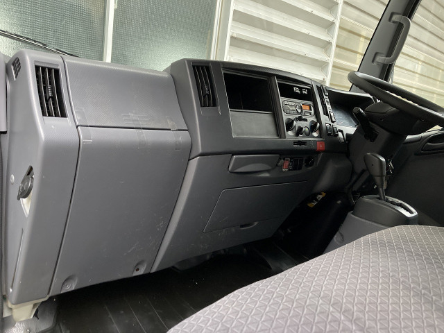 いすゞ エルフ 小型 バン TRG-NLR85AN(105542) 19枚目