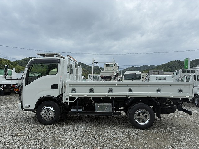 いすゞ エルフ 小型 平ボディ 2GT-NKR88C(105577) 4枚目