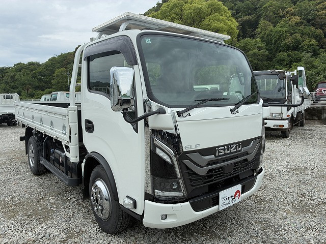 いすゞ エルフ 小型 平ボディ 2GT-NKR88C(105577) 32枚目