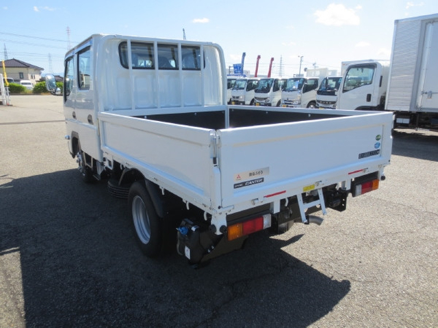 Mitsubishi Fuso canter Small Double cab 2RG-FBA20(105619) 5枚目