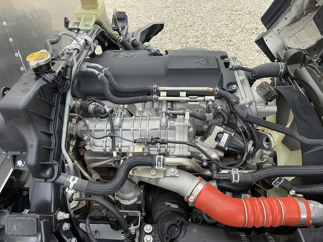 三菱ふそう キャンター 小型 バン 2RG-FBA20(105637) 27枚目