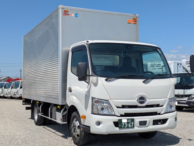 日野 デュトロ 小型 バン 2RG-XZU712M(105641) 2枚目