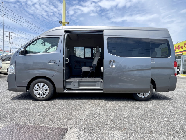 日産自動車 キャラバン 小型 バス CBA-KS4E26(105674) 4枚目