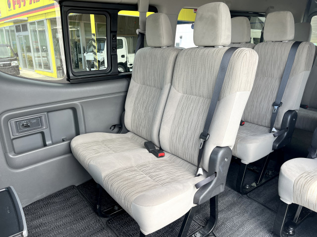 日産自動車 キャラバン 小型 バス CBA-KS4E26(105674) 9枚目