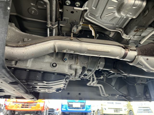 日産自動車 キャラバン 小型 バス CBA-KS4E26(105674) 37枚目