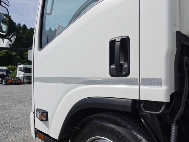 いすゞ エルフ 小型 冷蔵冷凍バン 2RG-NPR88AN(105682) 15枚目