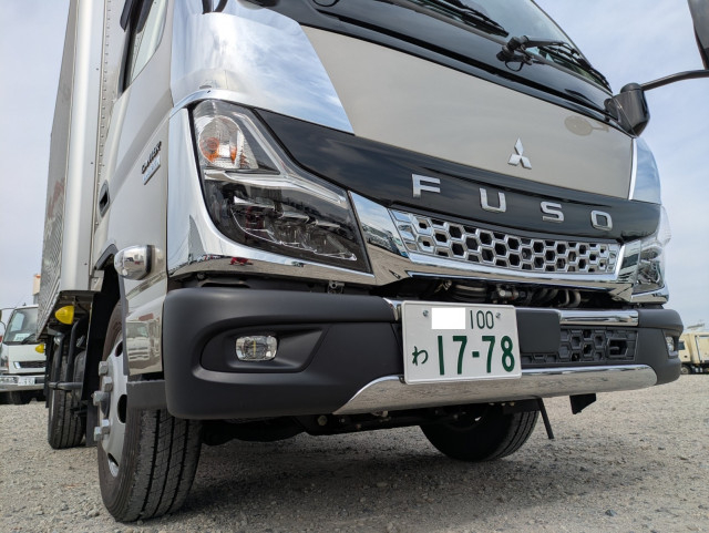三菱ふそう キャンター 小型 バン 2RG-FBAV0(105692) 5枚目