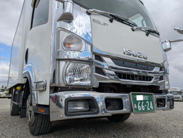 いすゞ エルフ 小型 冷蔵冷凍バン TPG-NLR85AN(105705) 3枚目