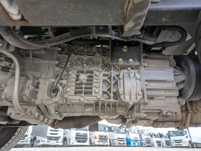 いすゞ エルフ 小型 冷蔵冷凍バン TPG-NLR85AN(105705) 26枚目