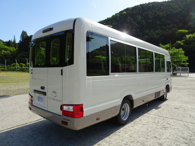 トヨタ コースター 小型 バス 2KG-GDB70(105715) 2枚目