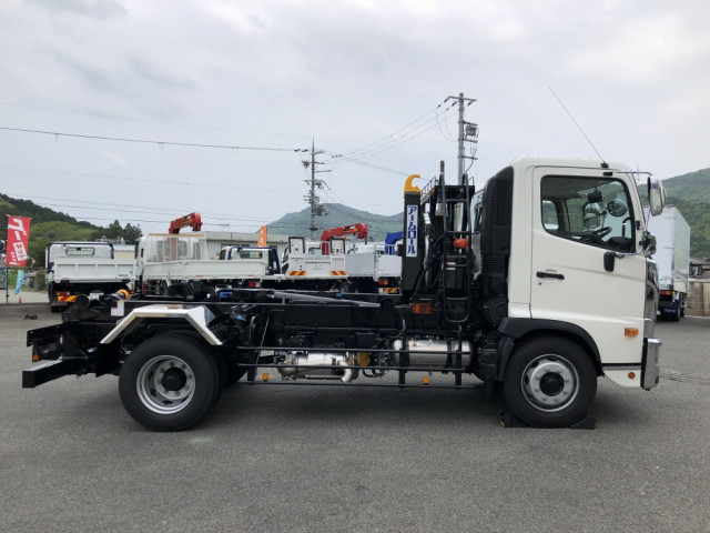 日野 レンジャー 増トン コンテナ専用車 2KG-FJ2ACA(105714) 8枚目