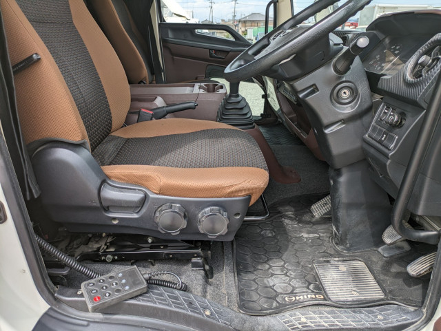 日野 レンジャー 中型 冷蔵冷凍バン 2KG-FD2ABG(105754) 38枚目