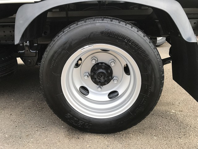 日野 デュトロ 小型 平ボディ 2RG-XZU605M(110178) 26枚目