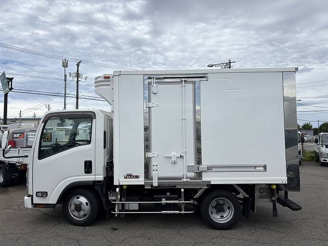 いすゞ エルフ 小型 冷蔵冷凍バン 2RG-NLS88AN(105772) 5枚目