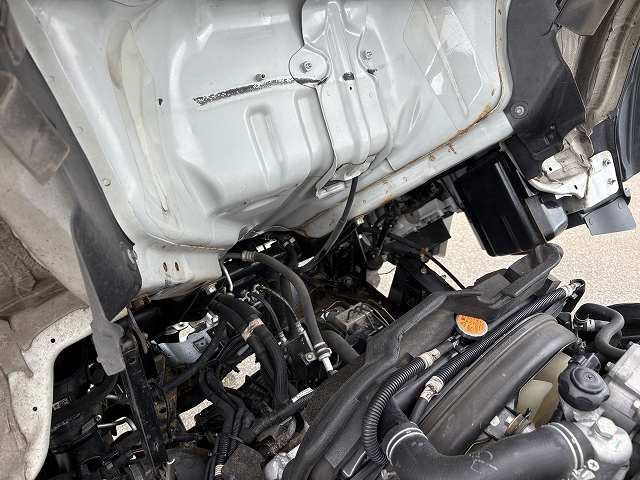 いすゞ エルフ 小型 冷蔵冷凍バン 2RG-NLS88AN(105772) 35枚目